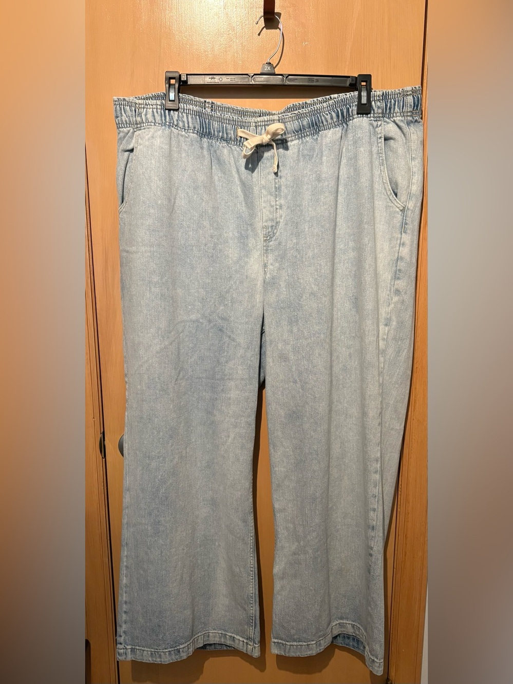 Gap Women’s High Rise Pull-On Wide-Leg Jeans Light Wash Size XXL - Picture 6 of 8